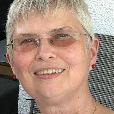 Ulrike Becker  :nonazis:  🏳️&zwj;🌈